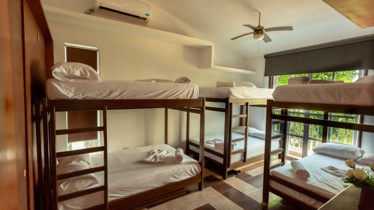 Hollywood Beach Suite Cartagena Exterior photo